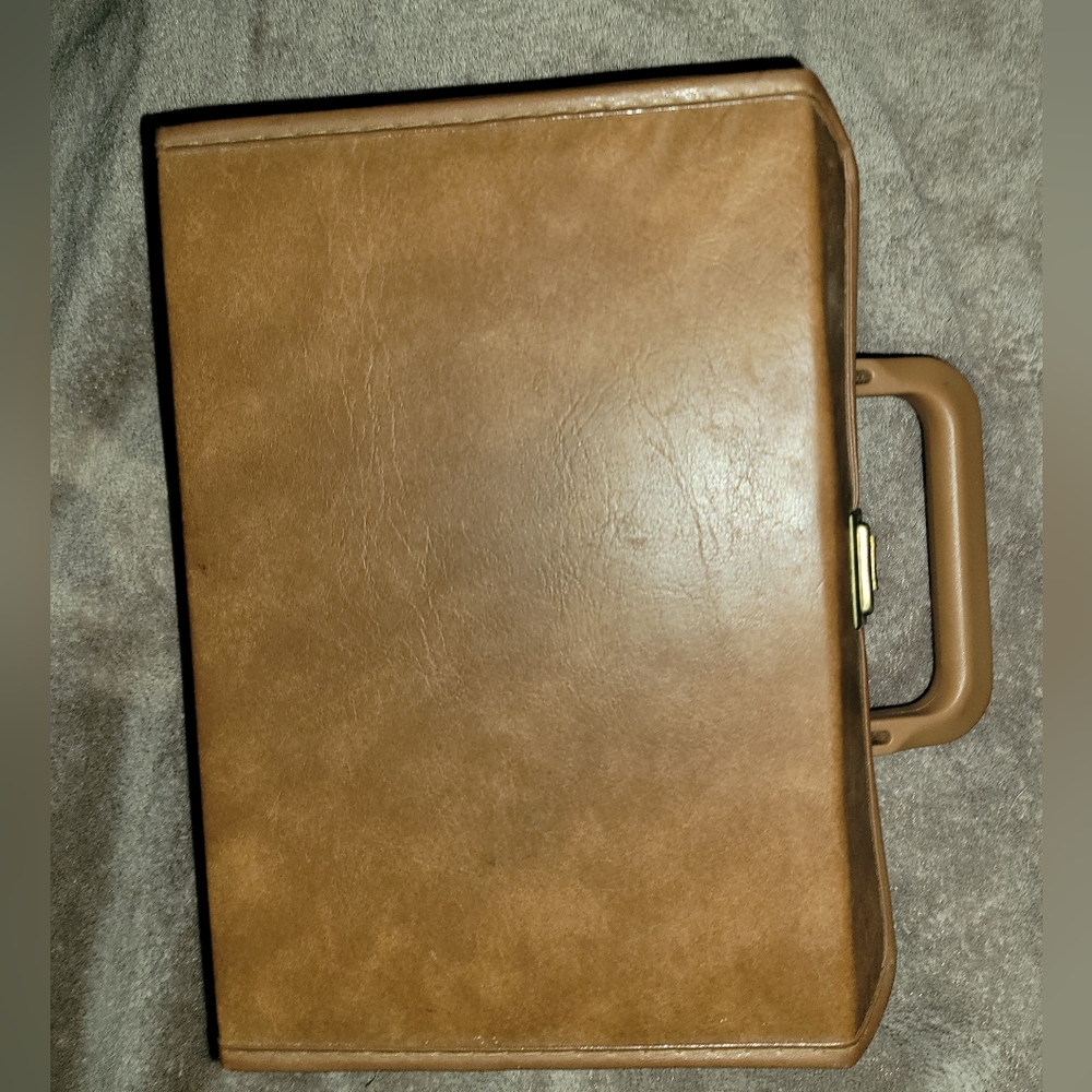 Cassette Tape Case Vinyl w/ Handle